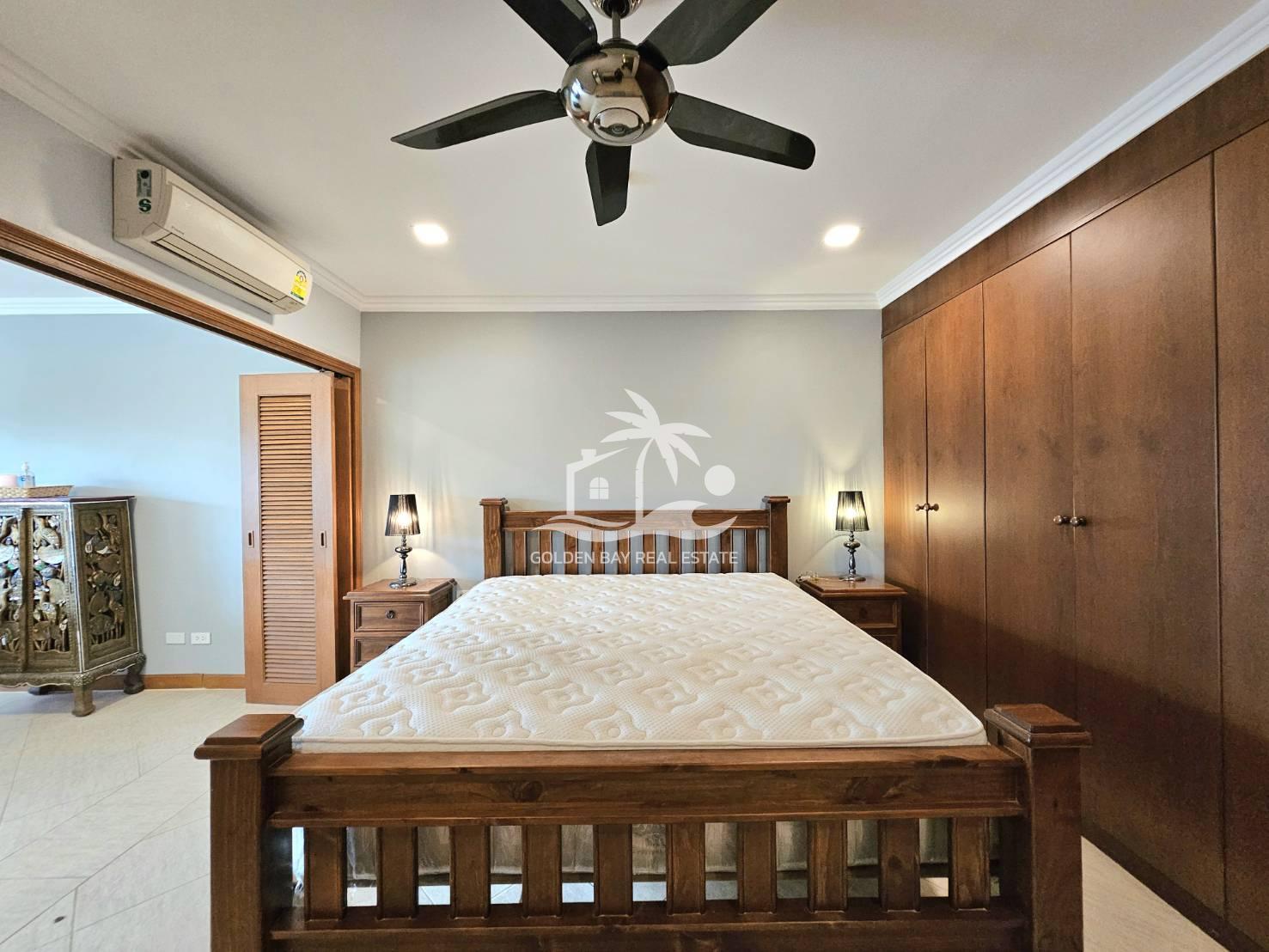 1513499_0 Executive Residence 2 – Pratumnak Hill