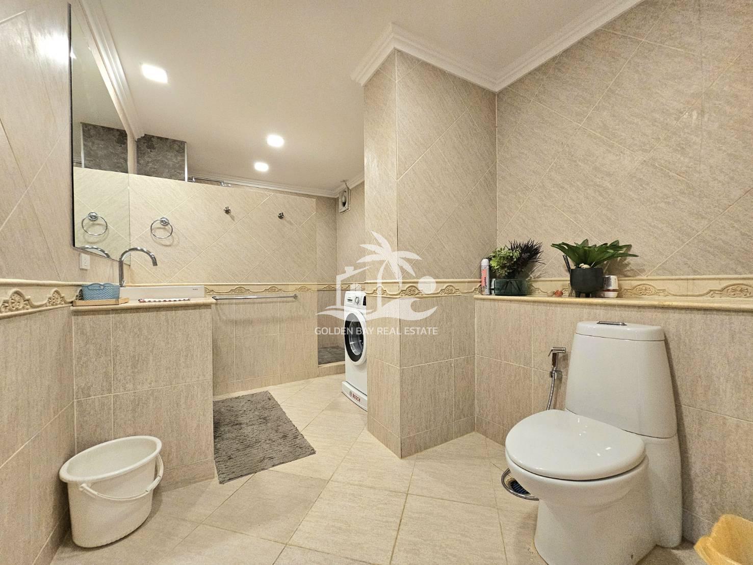 1513501_0 Executive Residence 2 – Pratumnak Hill