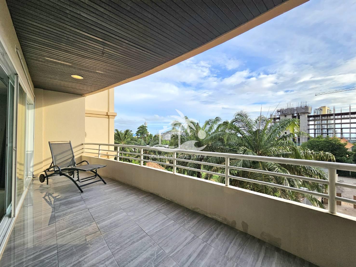 1513505_0 Executive Residence 2 – Pratumnak Hill