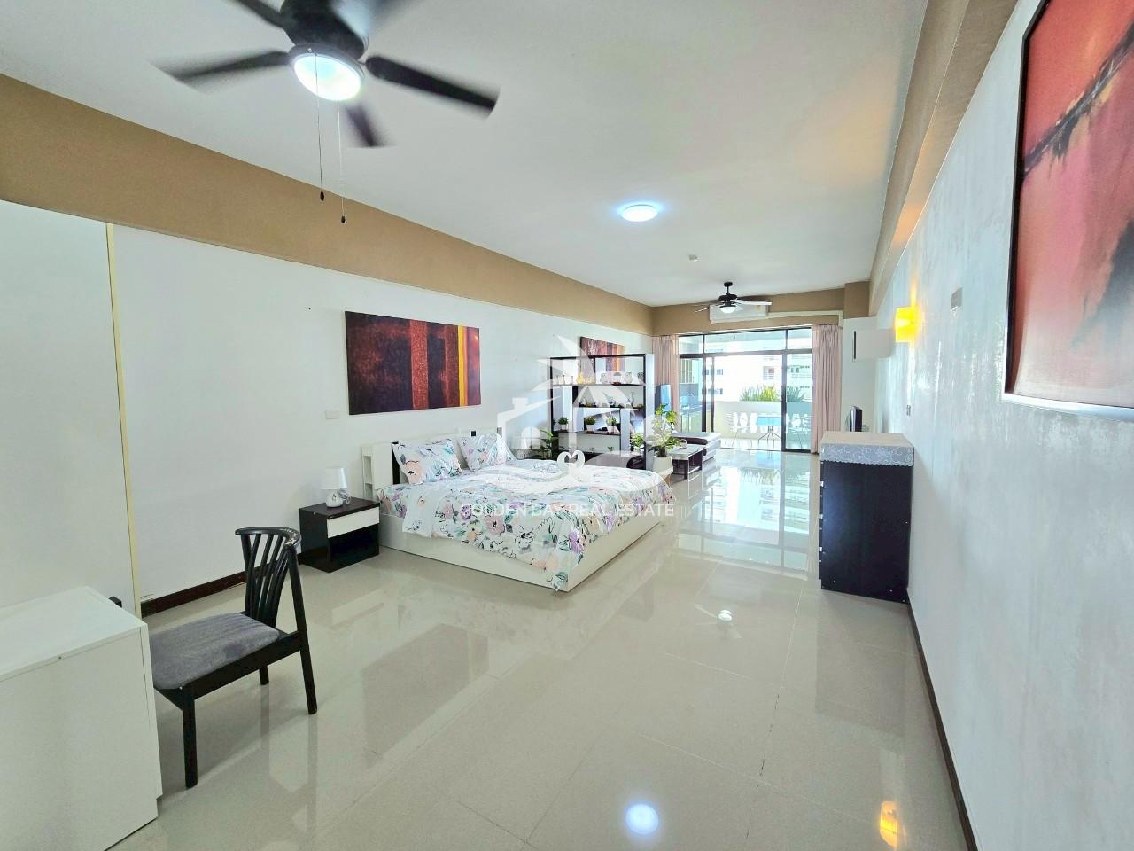 Jomtien Complex – Jomtien