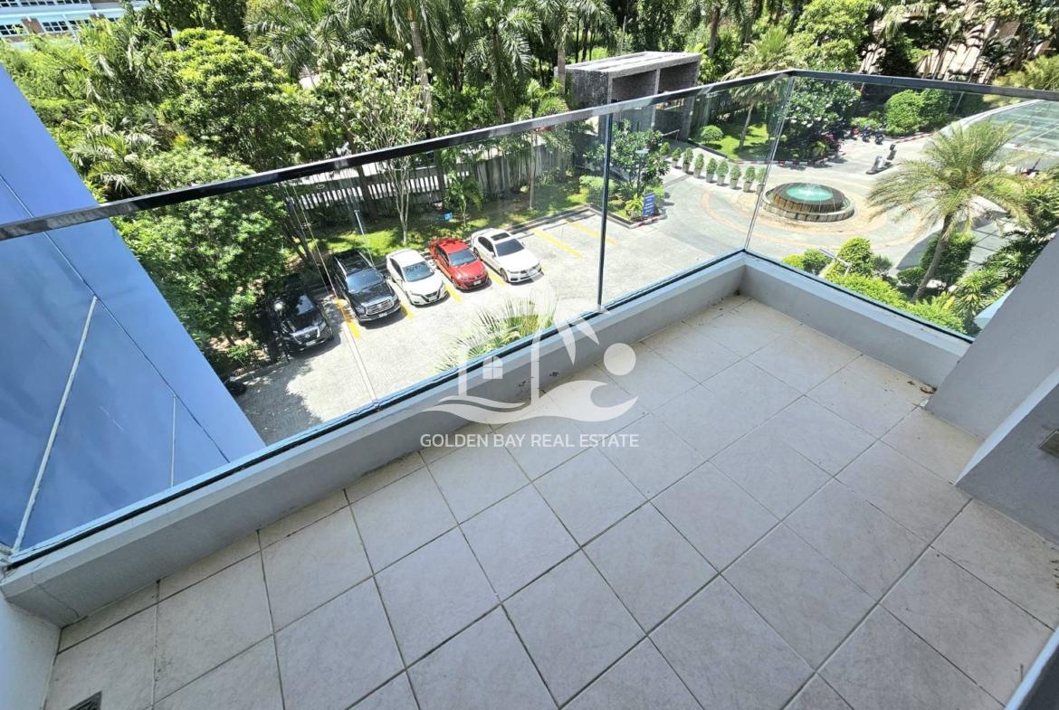The Cliff Residence – Pratumnak Hill
