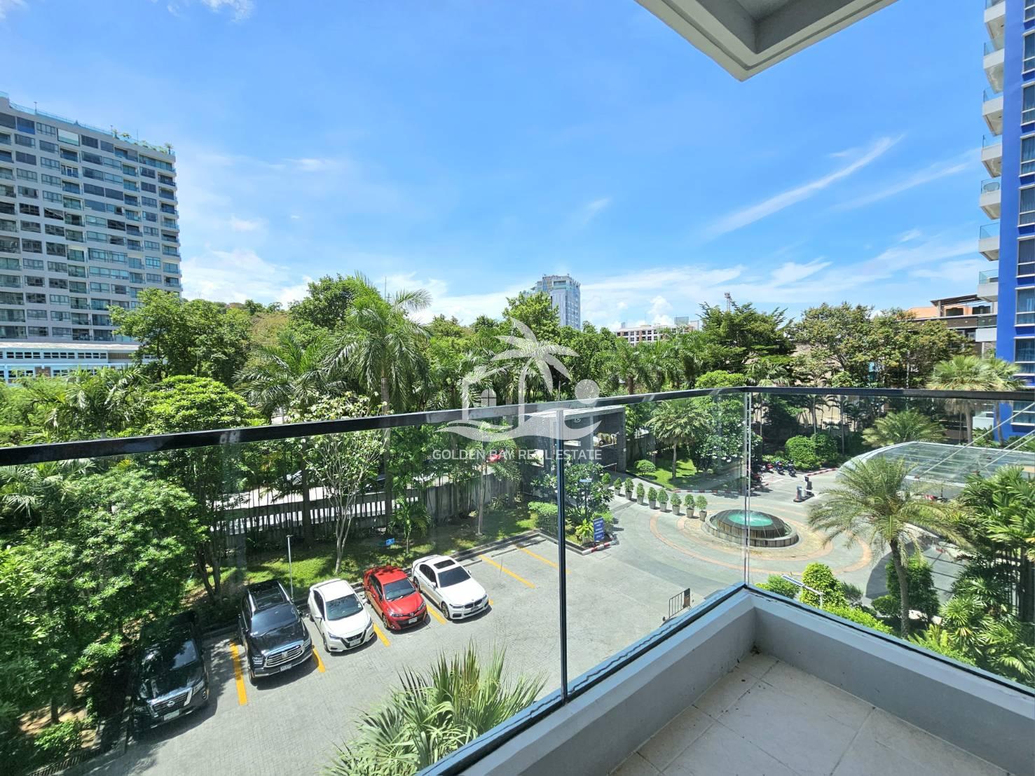 The Cliff Residence – Pratumnak Hill