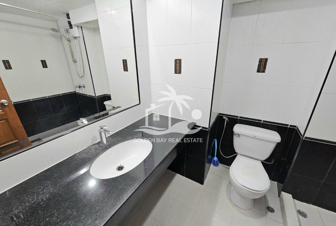 Sombat Pattaya Condotel – Pratumnak Hill