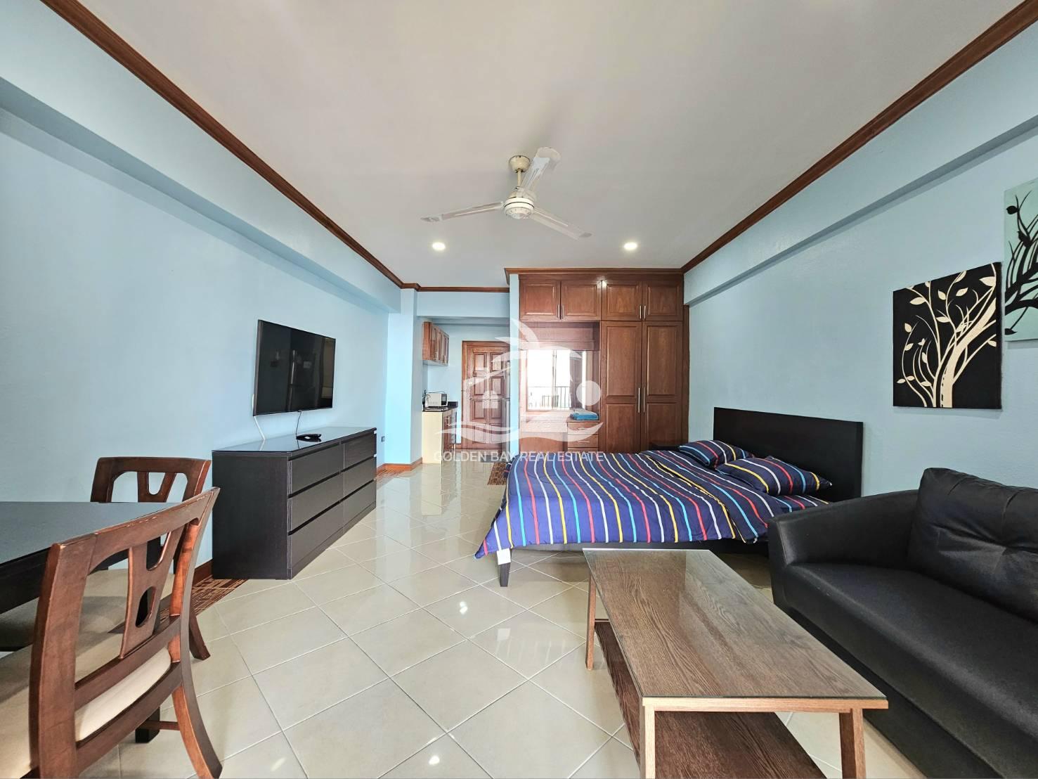 Sombat Pattaya Condotel – Pratumnak Hill