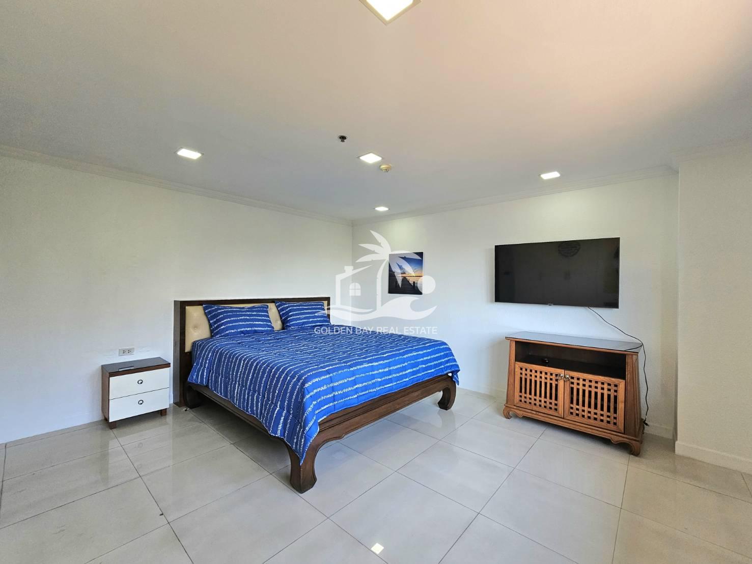Nirvana Place – Pratumnak Hill