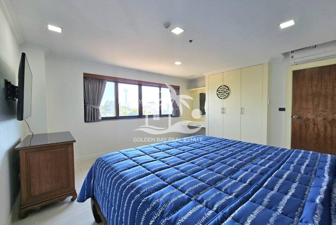 Nirvana Place – Pratumnak Hill