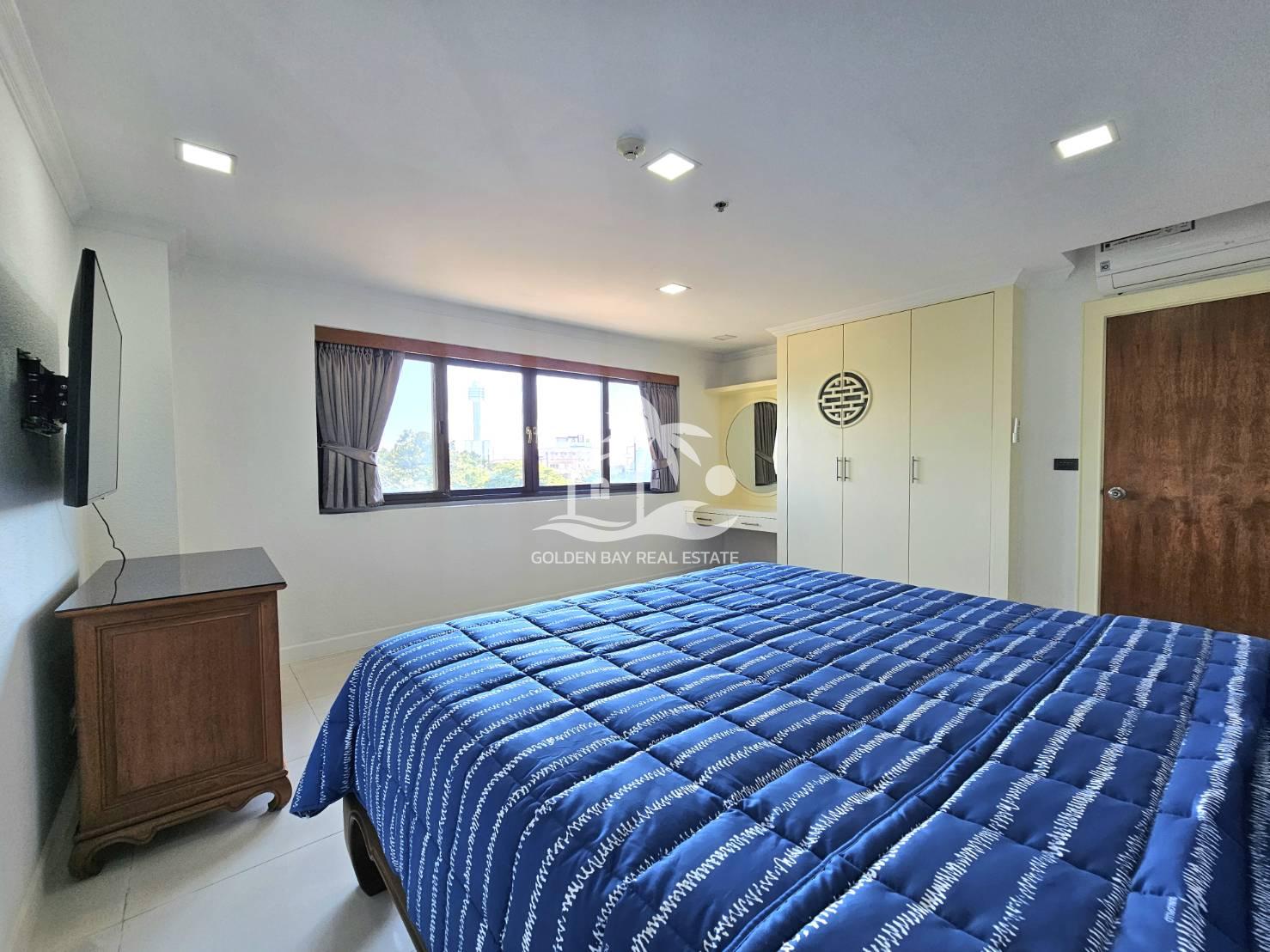 Nirvana Place – Pratumnak Hill