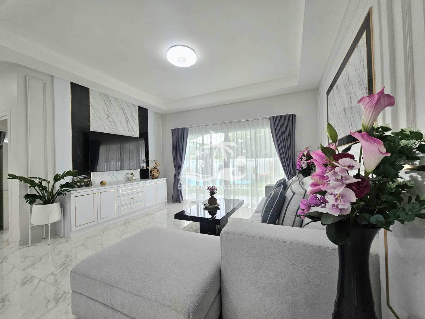 1518410_0 Green Field Villas 3 – East Pattaya