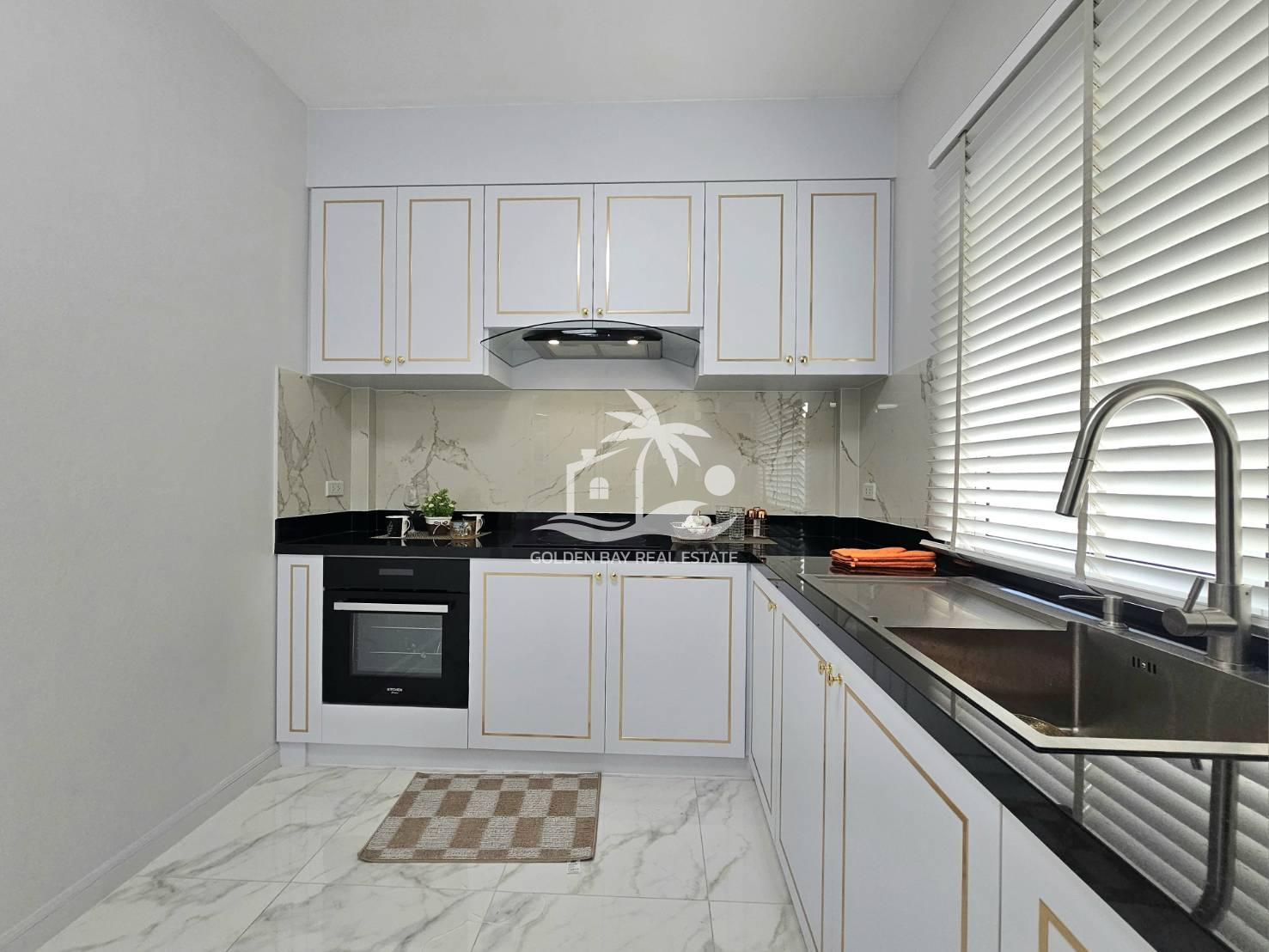 1518414_0 Green Field Villas 3 – East Pattaya