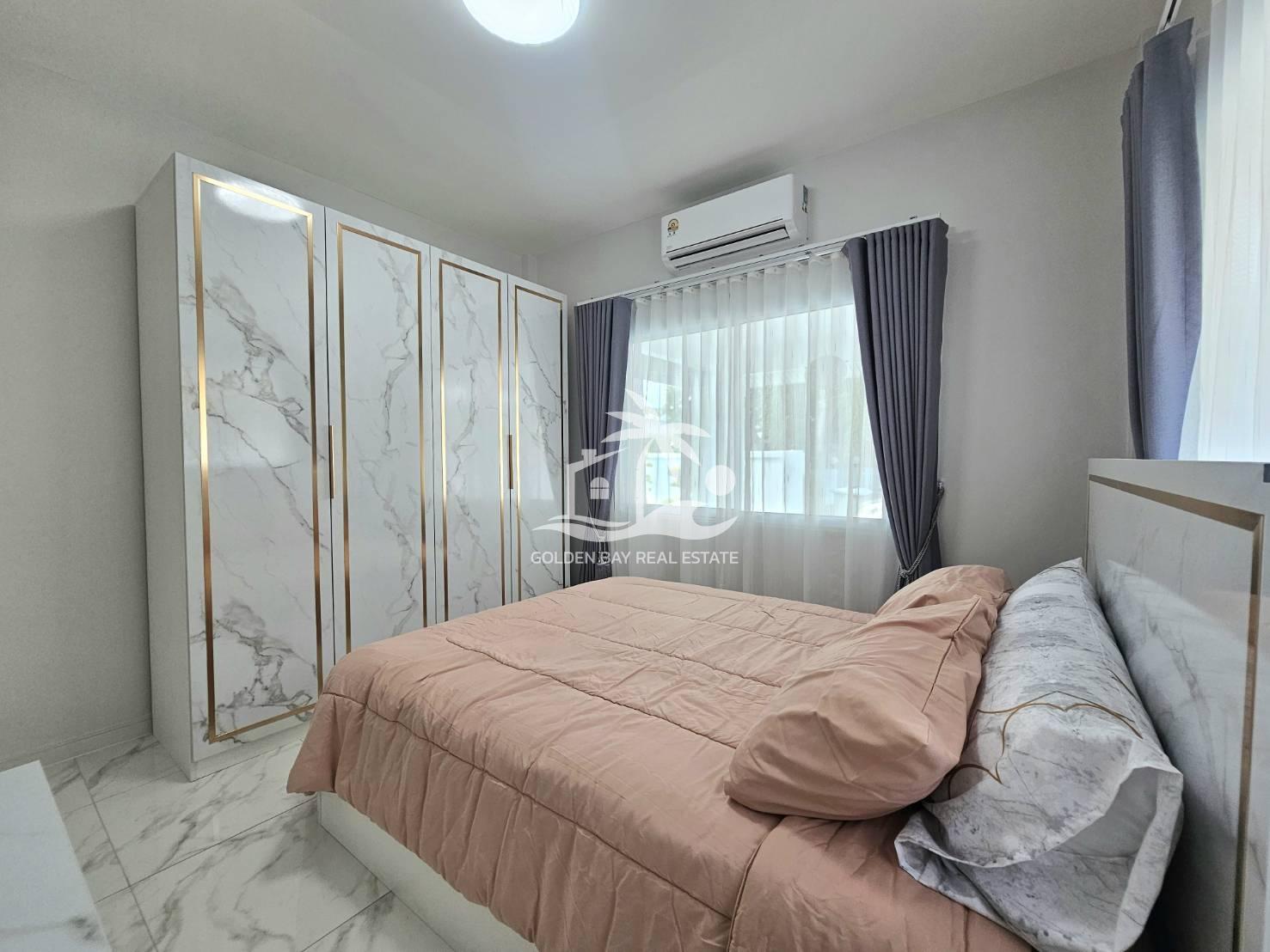 1518416_0 Green Field Villas 3 – East Pattaya