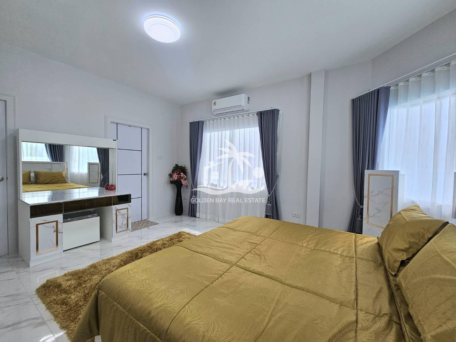 1518423_0 Green Field Villas 3 – East Pattaya
