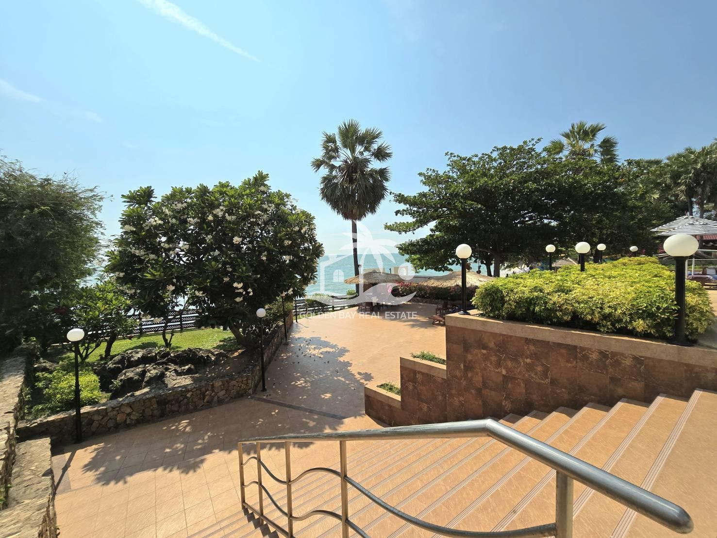 Siam Penthouse III – Wongamat