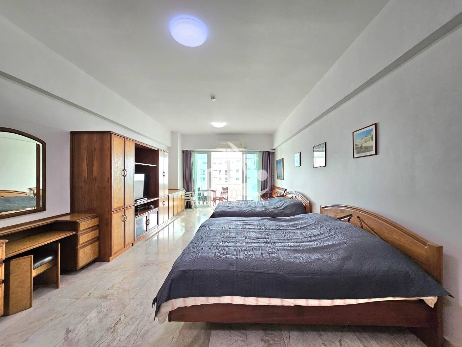 1519337_0 Jomtien Complex – Jomtien