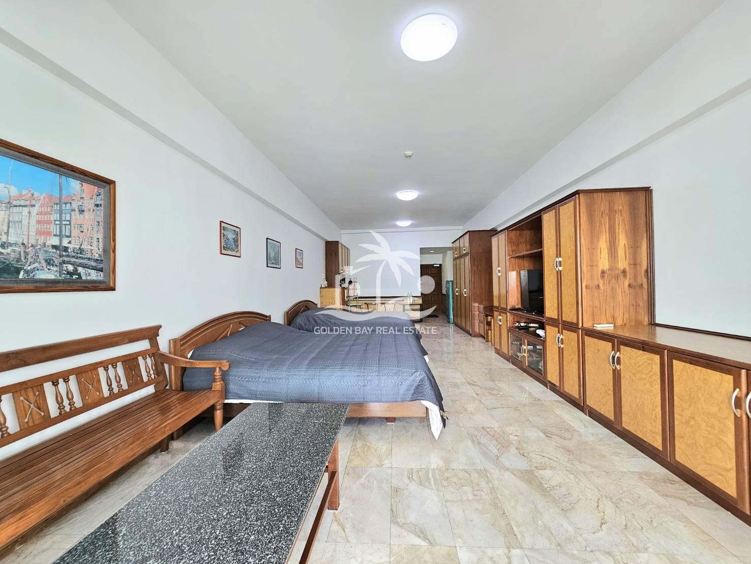 1519342_0 Jomtien Complex – Jomtien