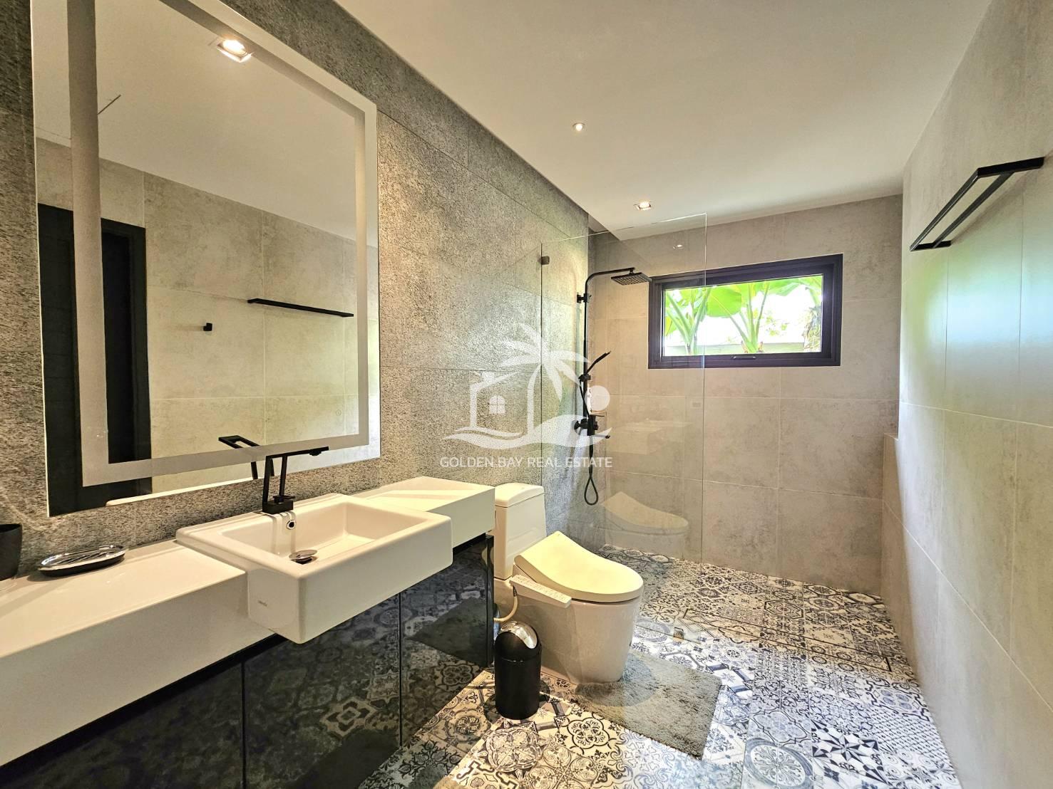 1522800_0 Baan Pattaya 5 – Huay Yai