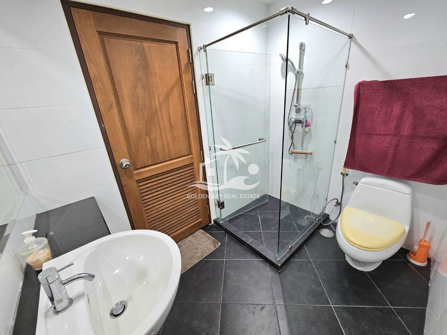 Royal Residence – Baan Amphur