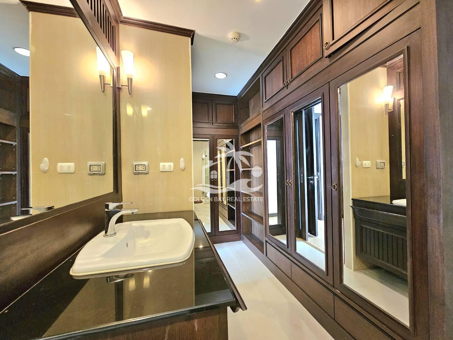 Prime Suites – Pattaya City