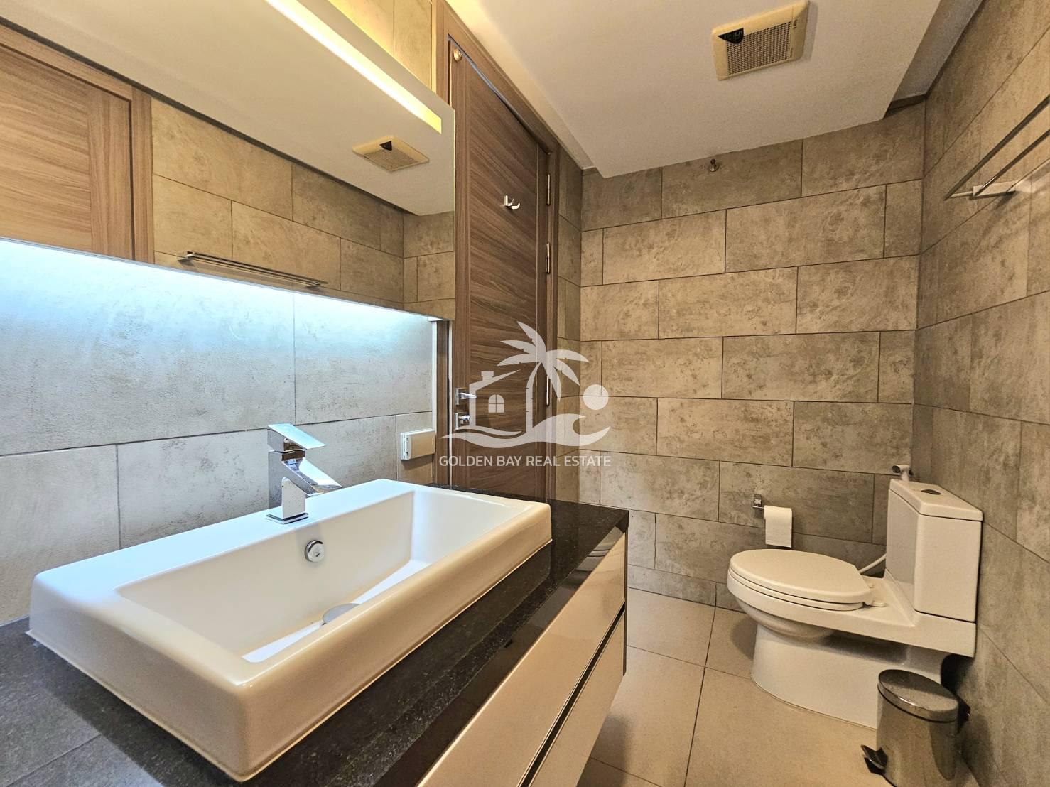 Waters Edge – Na Jomtien