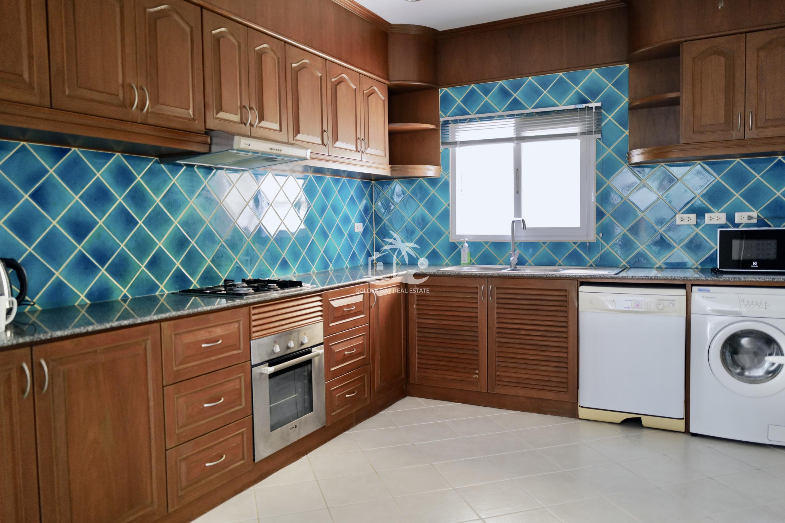 17 Nirvana Pool Villa – East Pattaya