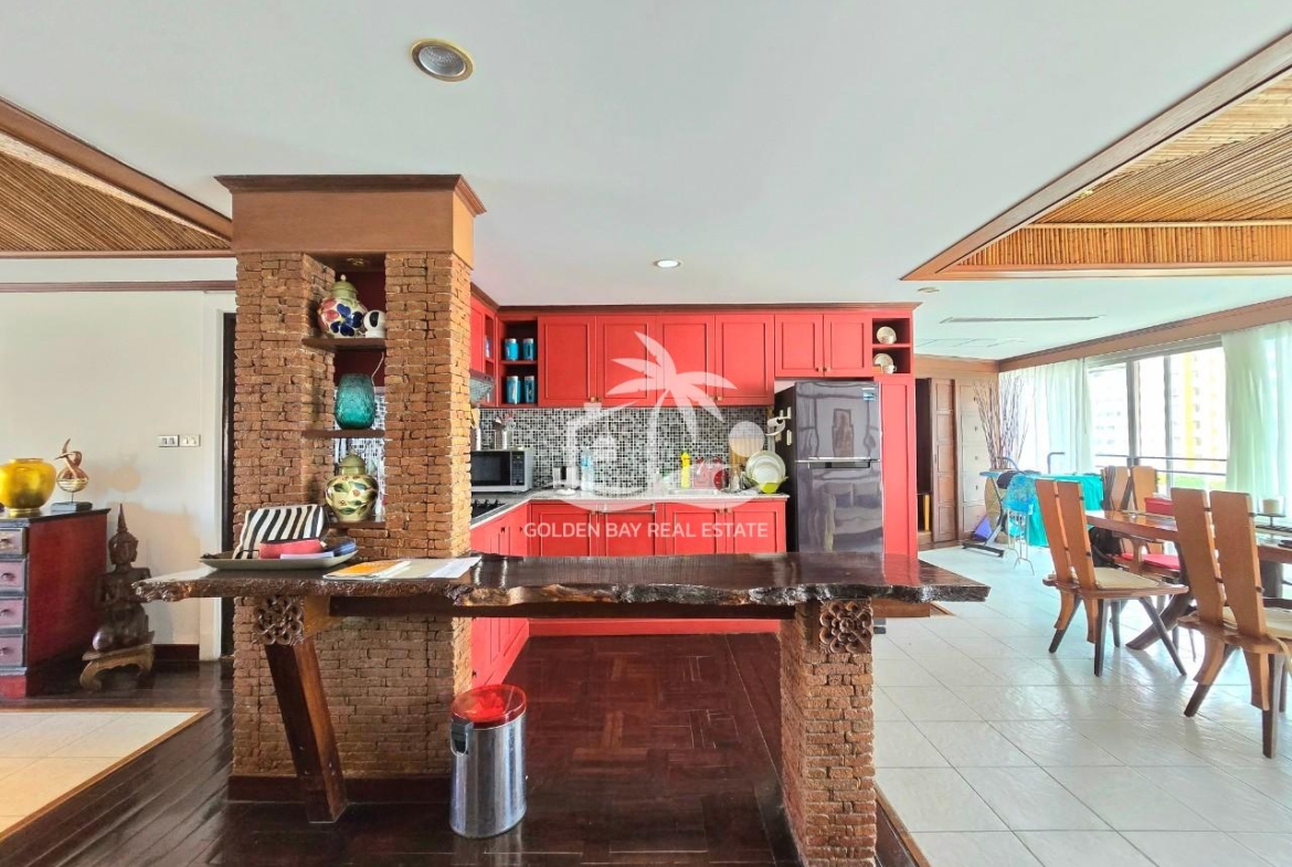 Chateau Dale Towers – Jomtien