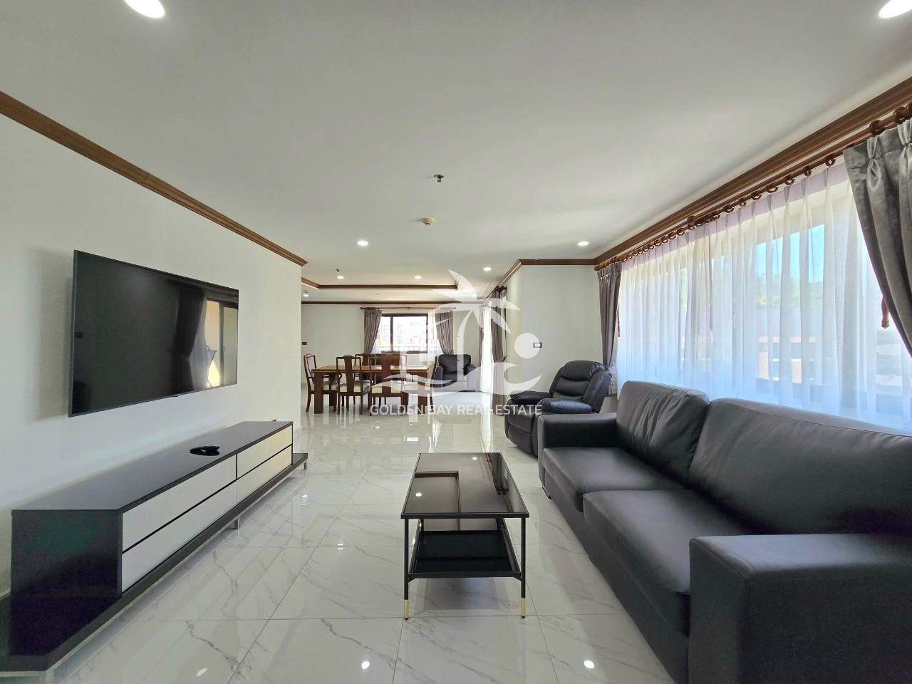 Nirvana Place – Pratumnak Hill