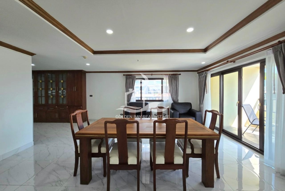 Nirvana Place – Pratumnak Hill