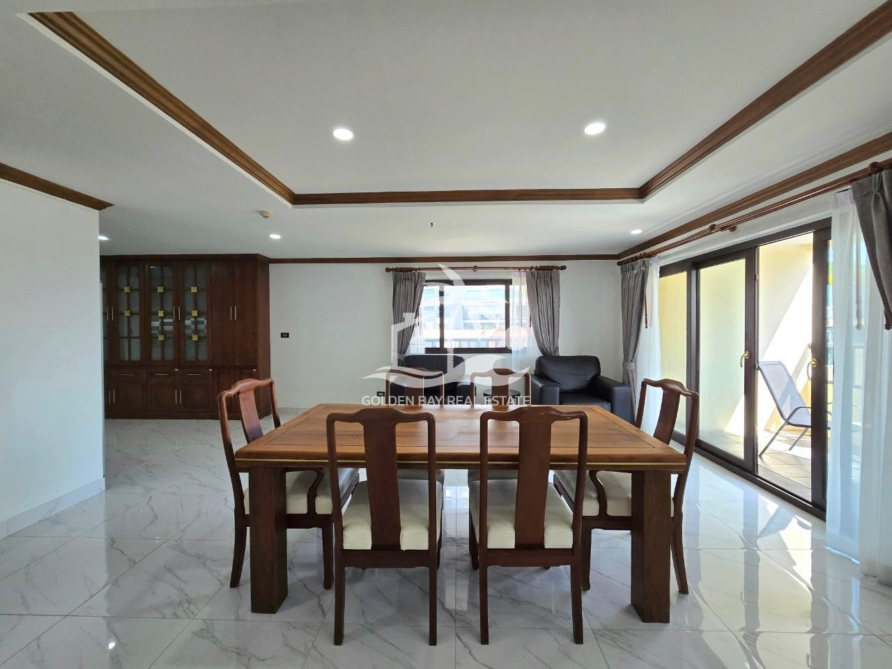 Nirvana Place – Pratumnak Hill