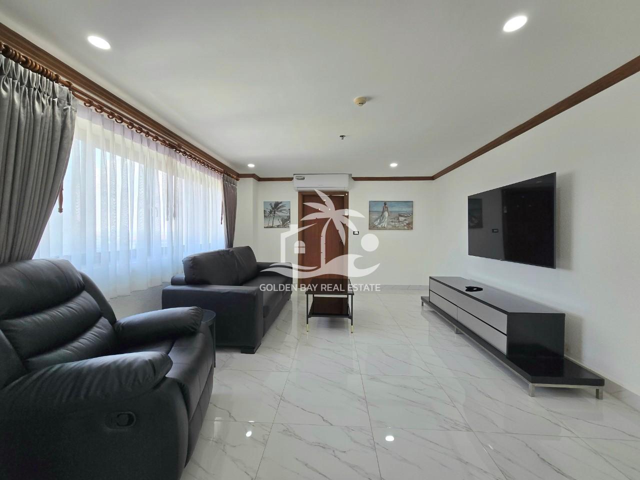 Nirvana Place – Pratumnak Hill