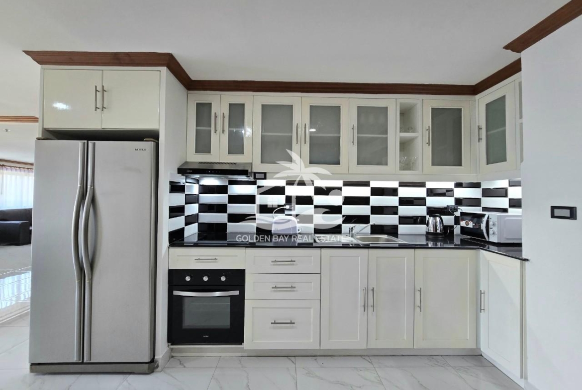 Nirvana Place – Pratumnak Hill