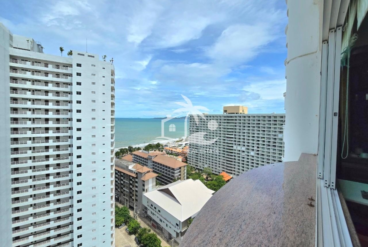 Jomtien Complex – Jomtien