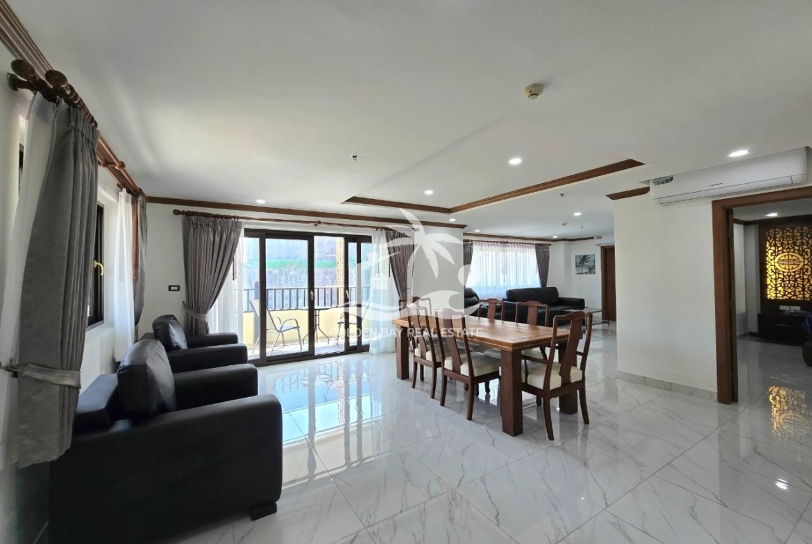 Nirvana Place – Pratumnak Hill