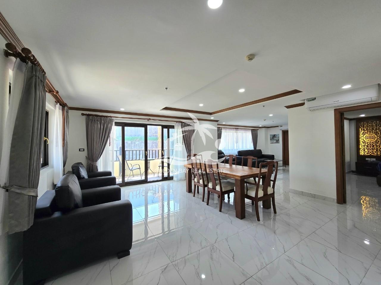 Nirvana Place – Pratumnak Hill
