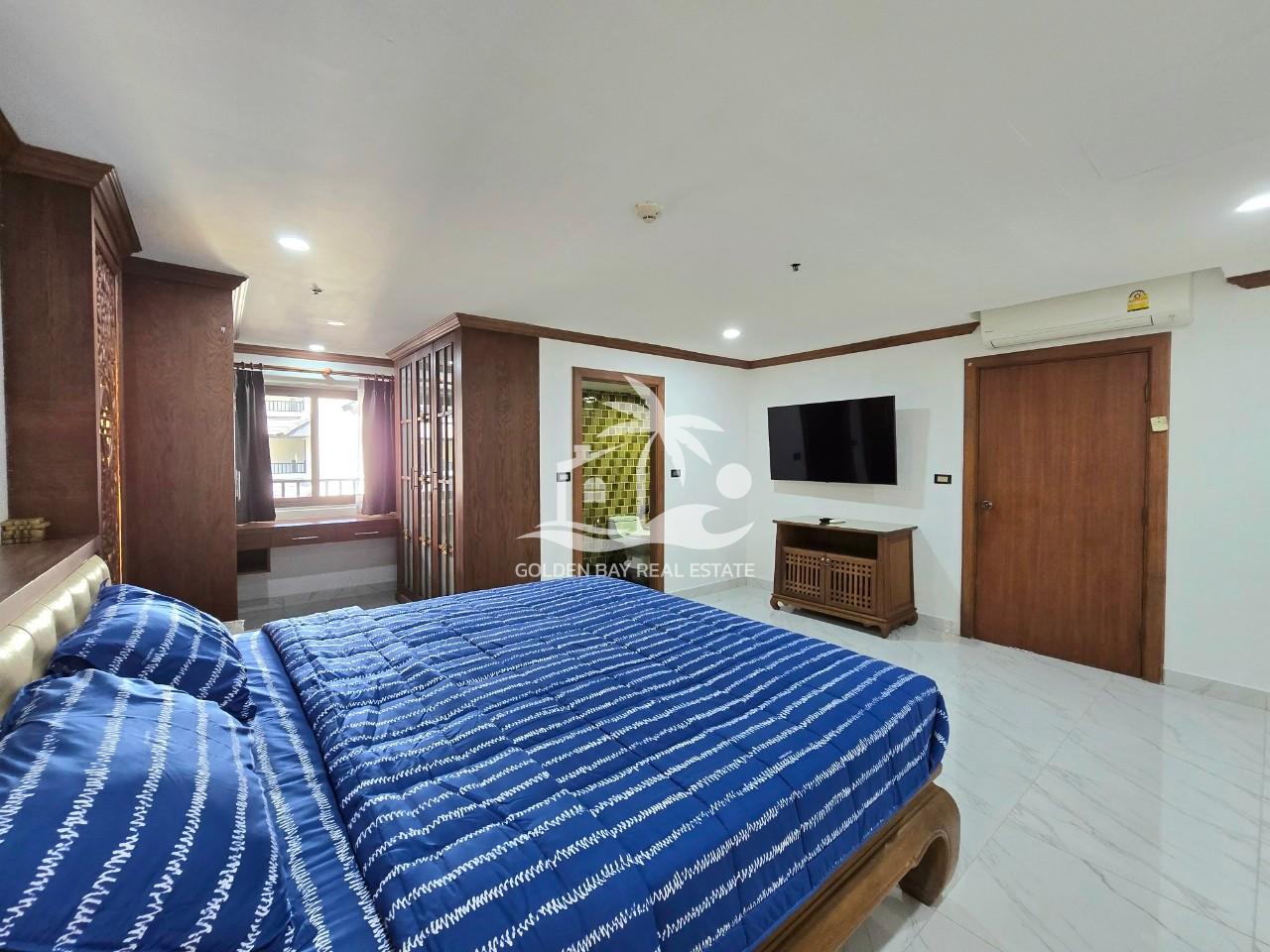 Nirvana Place – Pratumnak Hill