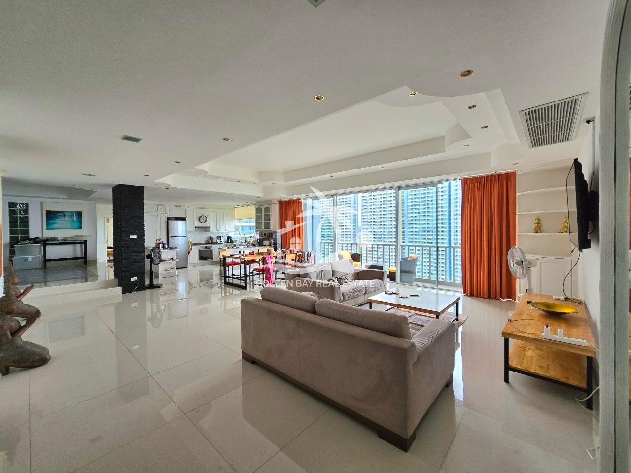 Coconut Beach – Jomtien