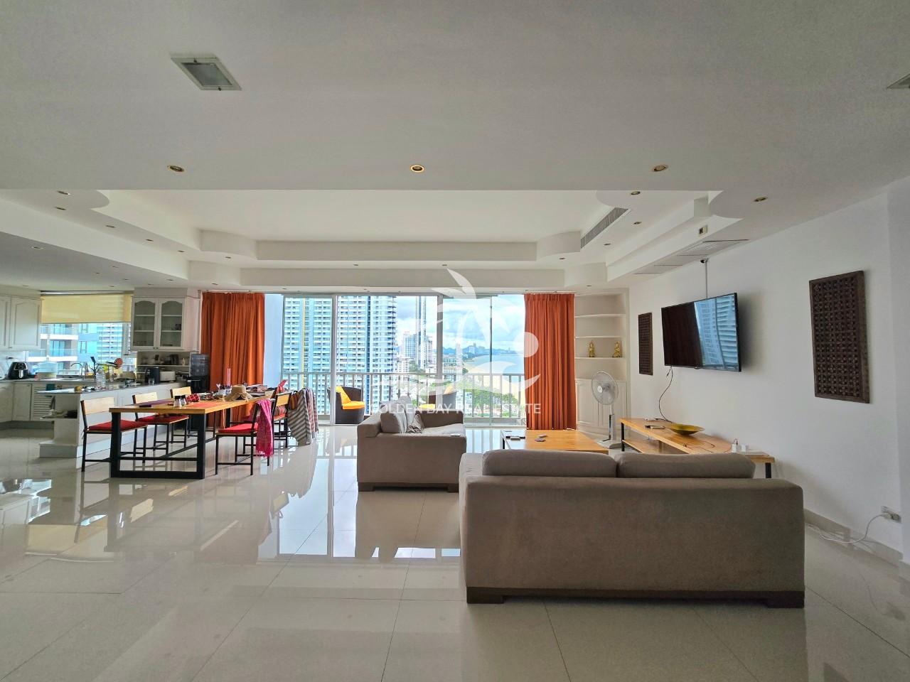 Coconut Beach – Jomtien