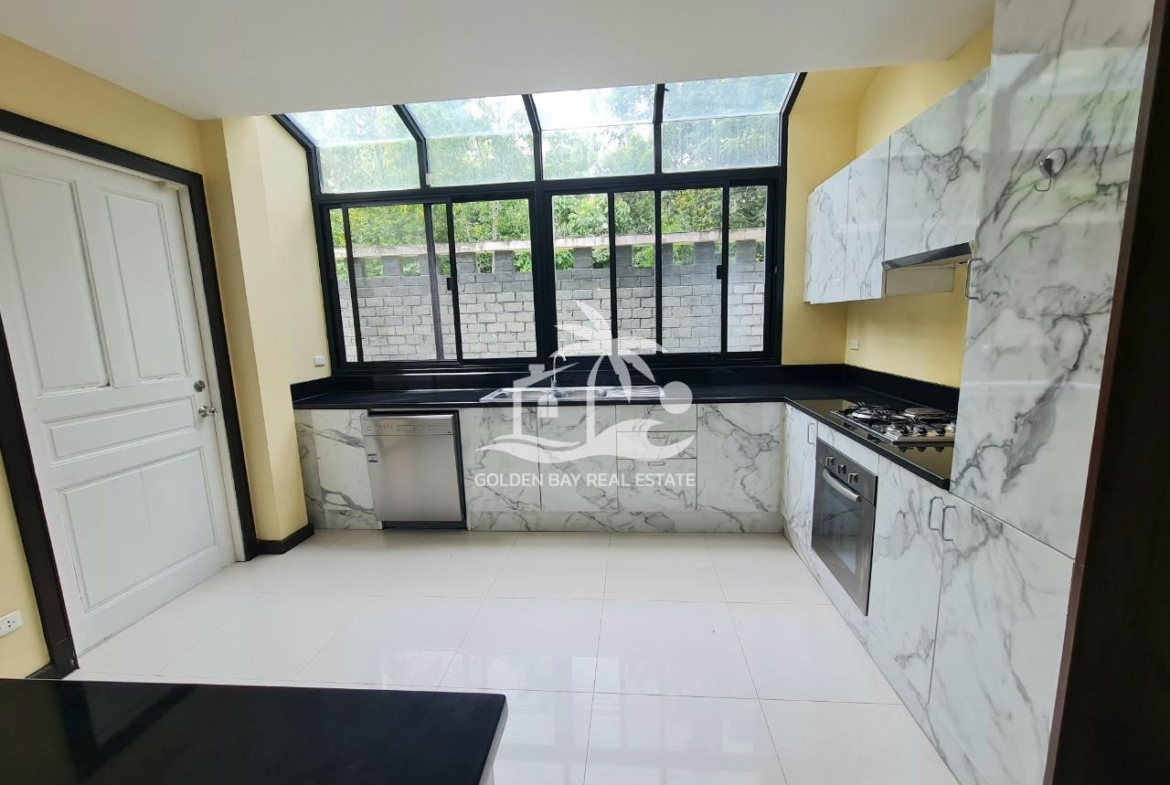 The Village Horseshoe Point – East Pattaya