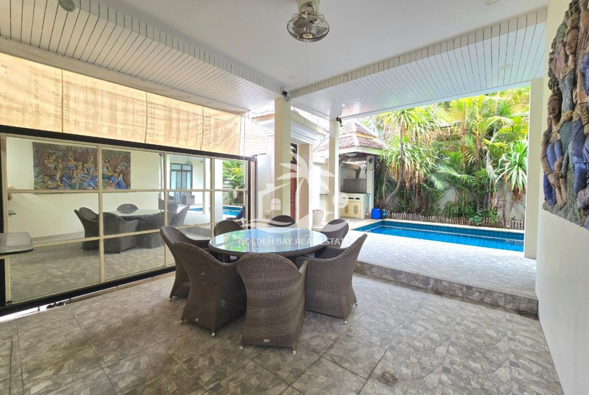 Jomtien Palace – Jomtien