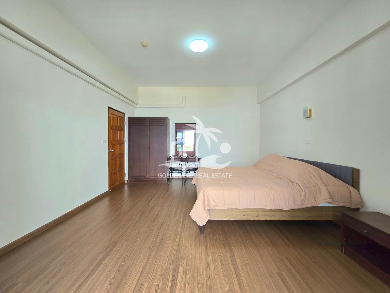 240722_6 Jomtien Complex – Jomtien