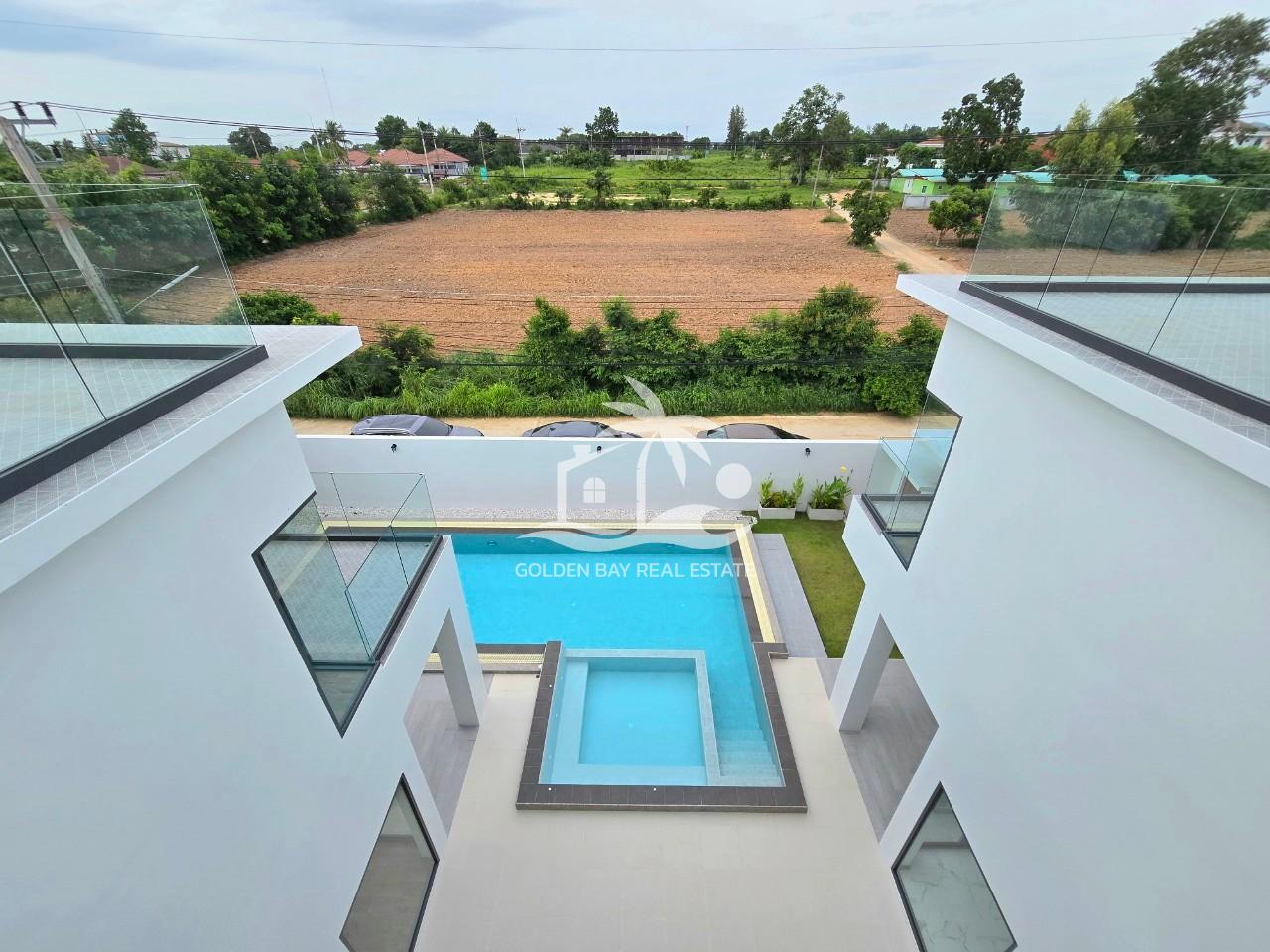 240731_24 Luxury Pool Villa at Mabprachan – East Pattaya