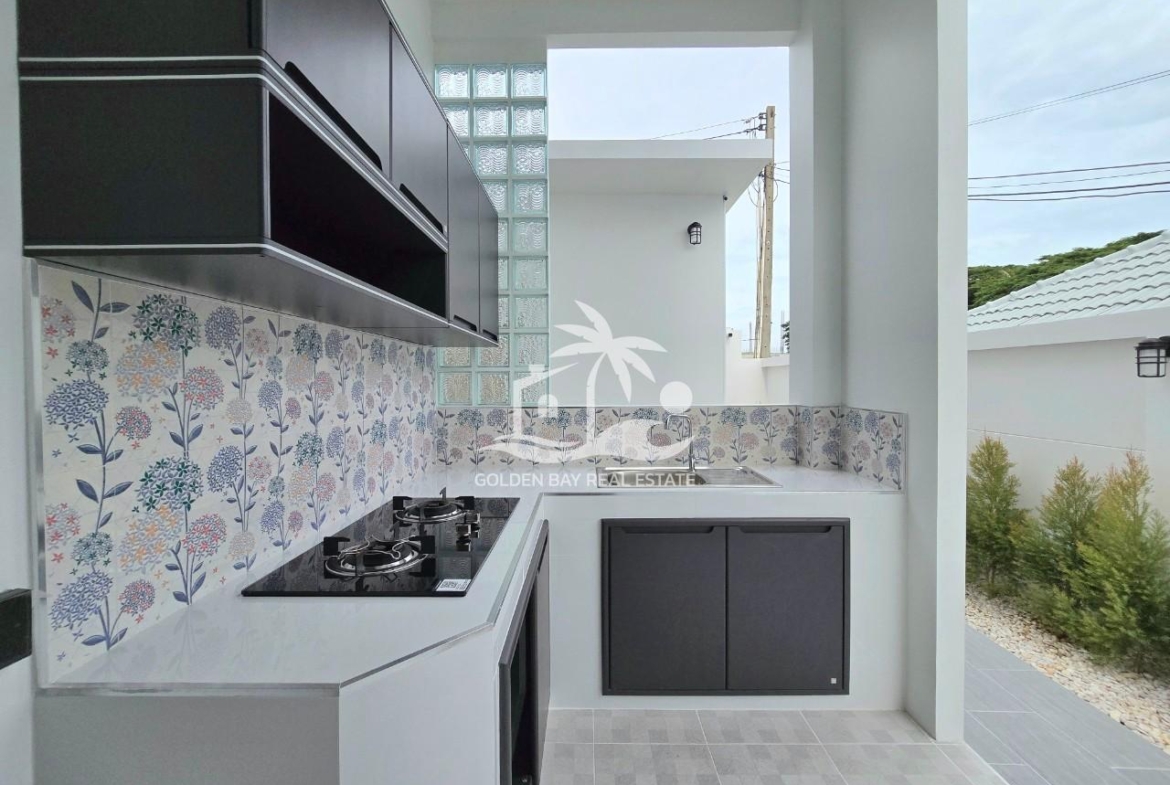 Luxury Pool Villa at Mabprachan – East Pattaya