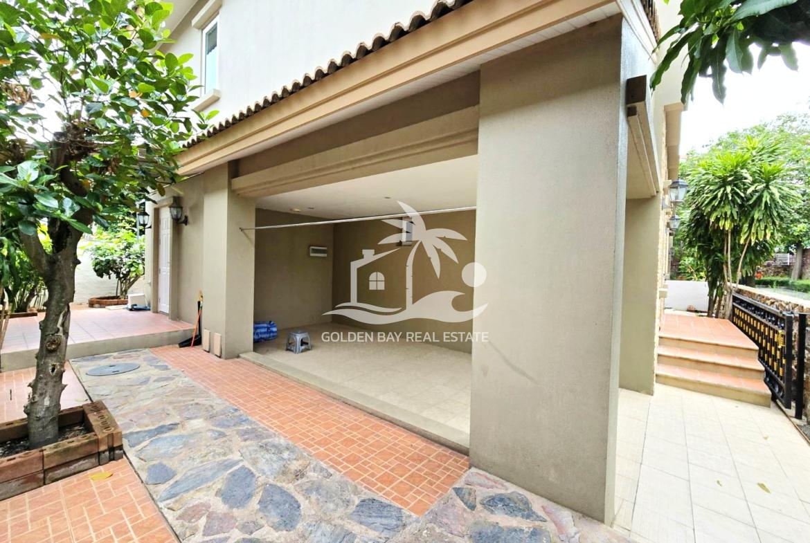 Silk Road Place – East Pattaya