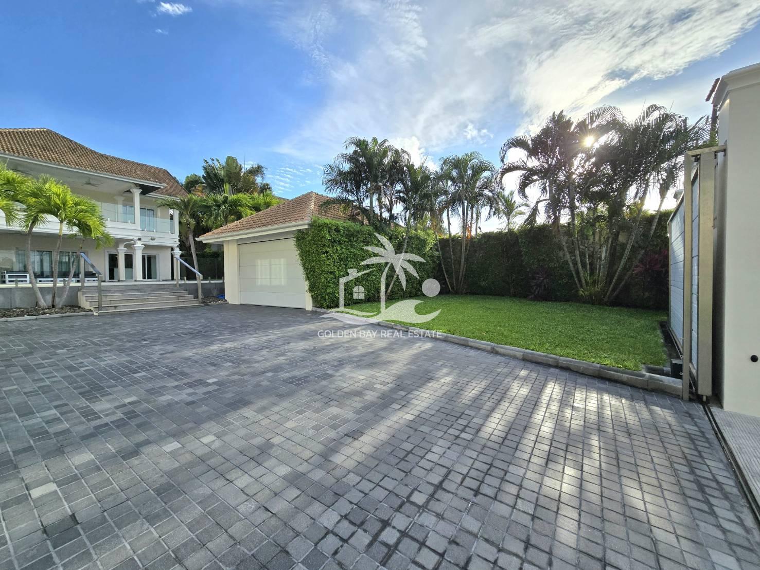 Mabprachan Lake Private Pool House – East Pattaya