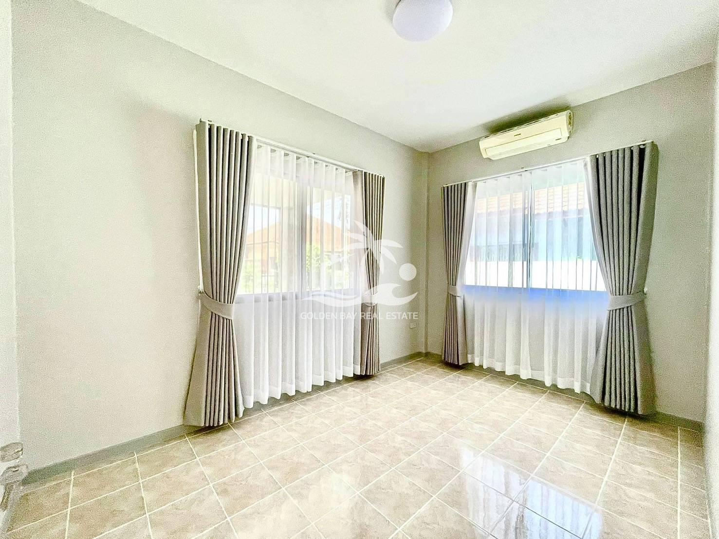 Nernplubwan Village 3 – East Pattaya