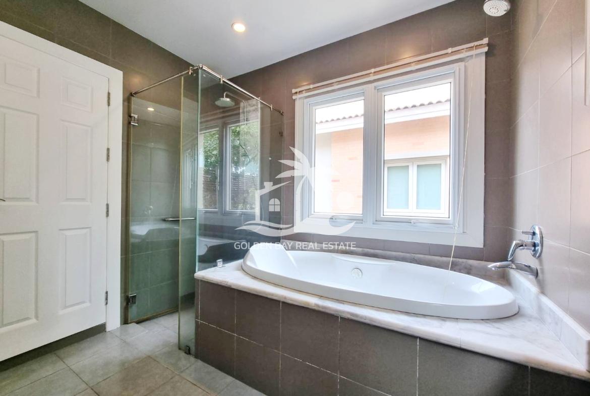 Silk Road Place – East Pattaya