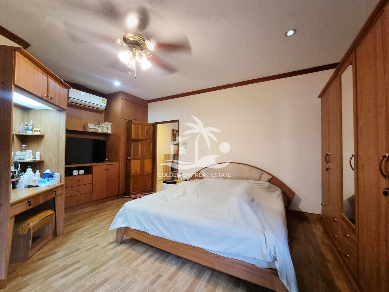 LINE_ALBUM_15062024_240615_17 Private House Soi Thepnimit – East Pattaya