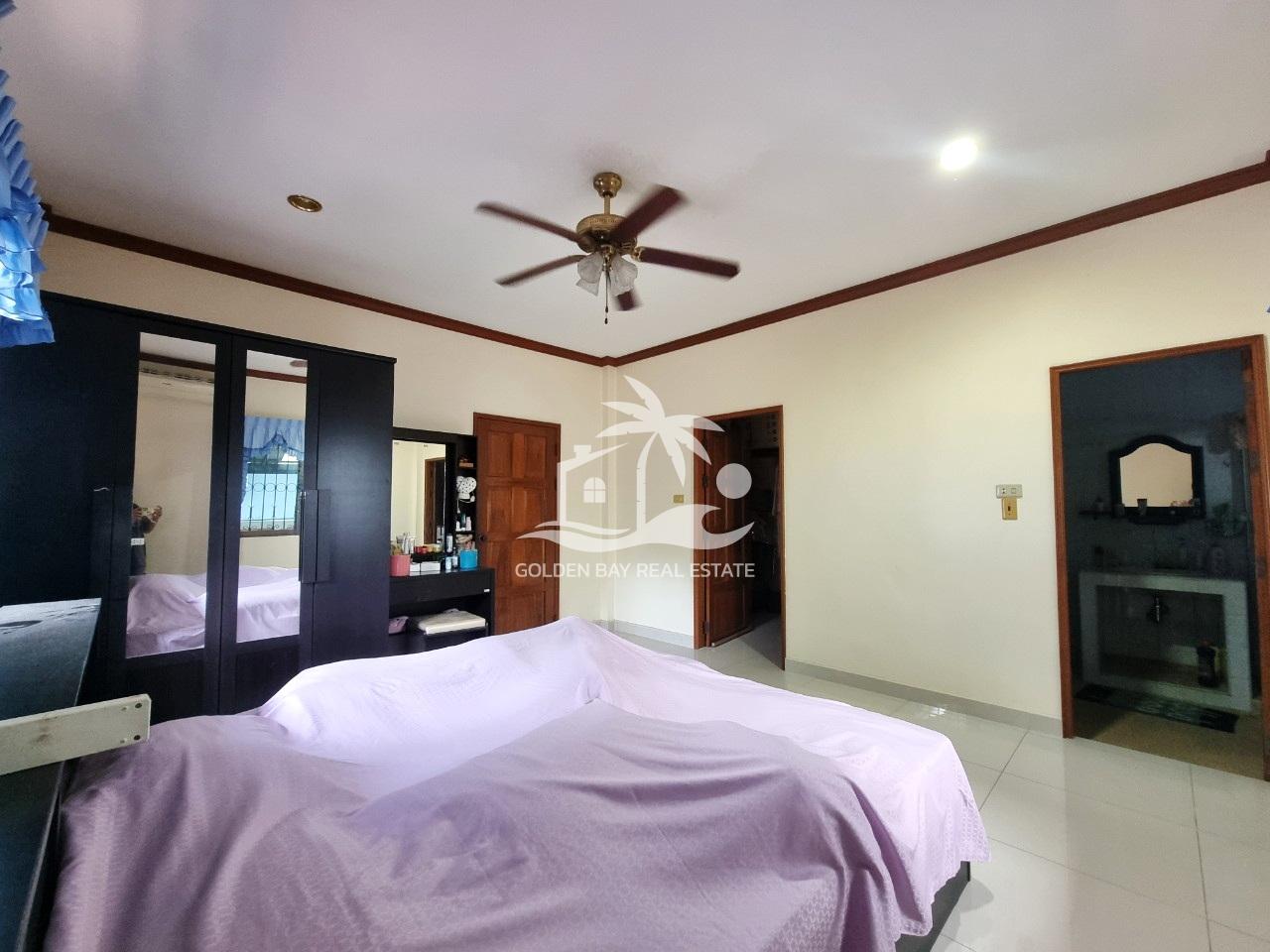 LINE_ALBUM_15062024_240615_20 Private House Soi Thepnimit – East Pattaya