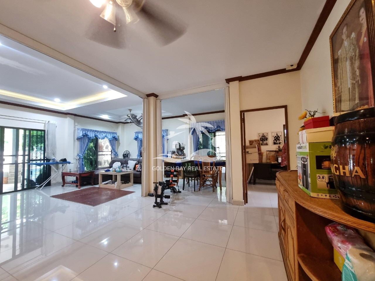 LINE_ALBUM_15062024_240615_23 Private House Soi Thepnimit – East Pattaya