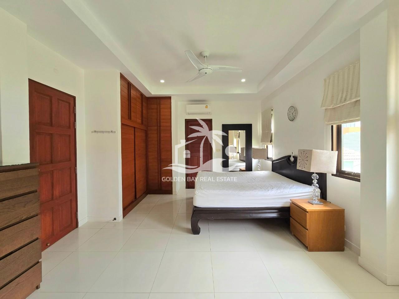 Jomtien Palace – Jomtien