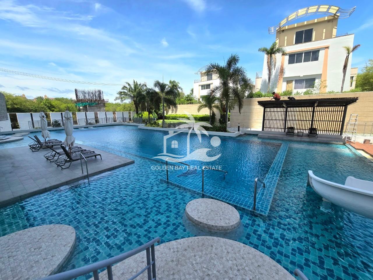 La Royale Beach – Na Jomtien