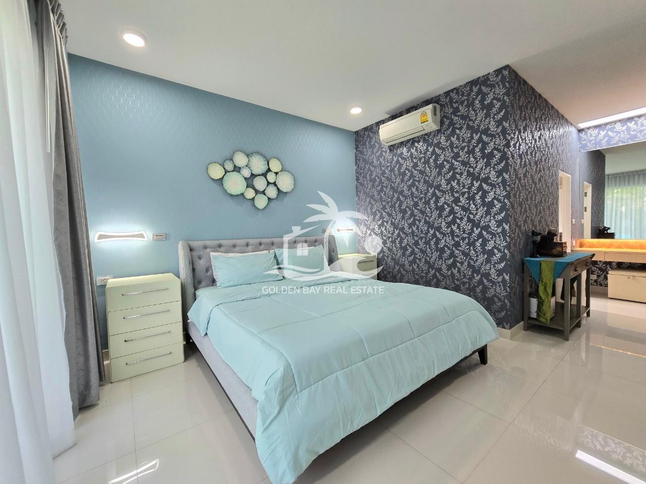 LINE_ALBUM_Panalee Banna Phil House_240708_23 Panalee Banna – Huay Yai